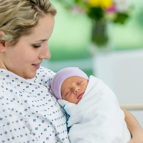 Πρόωρο μωρό: Τι αλλάζει, τι πρέπει να γνωρίζεις αν γεννήσεις πρόωρα;