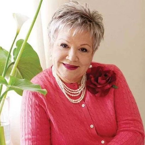 H Τένια Μακρή στην Ελληνική Αγωγή