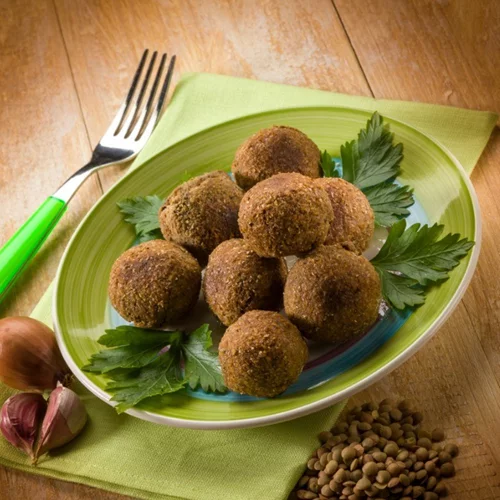 Vegan κεφτέδες με φακές: Ένα τέλειο μεσημεριανό και για τη Σαρακοστή