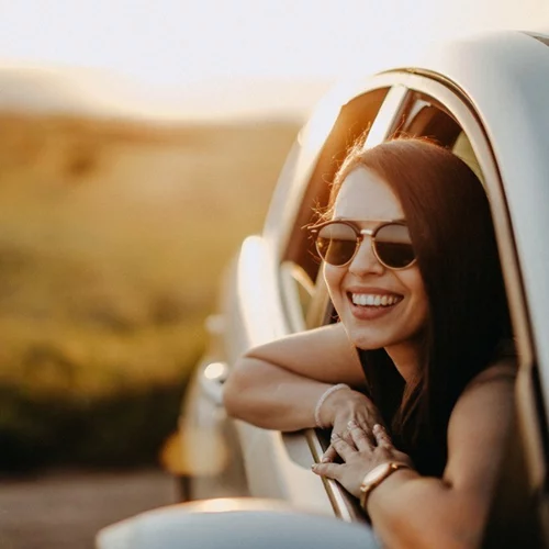 Περνάς πολλές ώρες στο αυτοκίνητο; Δες τι (αναπάντεχα) προβλήματα υγείας μπορεί να σου δημιουργεί