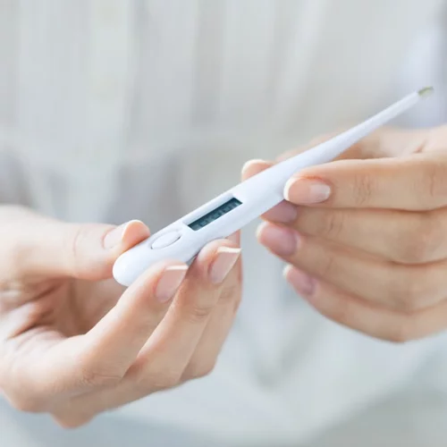 Updated: Ποιο αντιπυρετικό για τον κορονοϊό να πάρω αν πιστεύω ότι έχω κολλήσει; Η δήλωση του Ευρωπαϊκού Οργανισμού Φαρμάκων