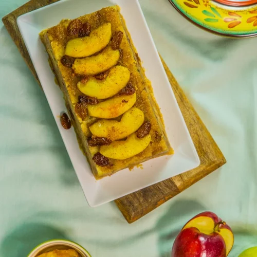 Χαλβάς με μήλα και σταφίδες: Το πιο νόστιμο νηστίσιμο γλυκό