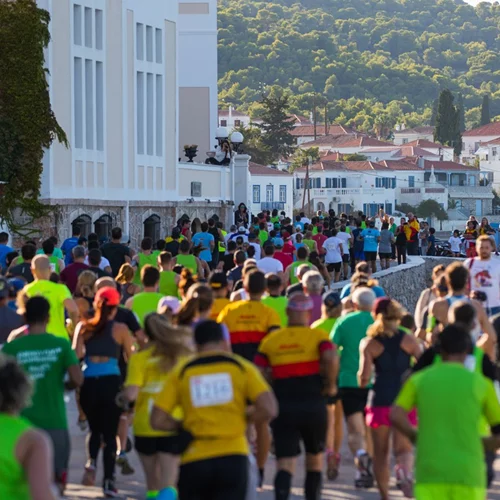 Το Spetses mini Marathon επιστρέφει με περισσότερα αγωνίσματα και δράσεις για όλους