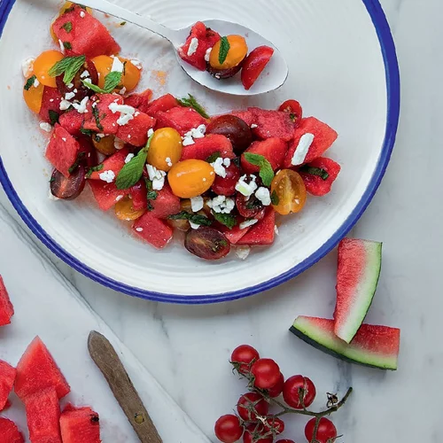Σαλάτα με καρπούζι, ντοματίνια και φέτα