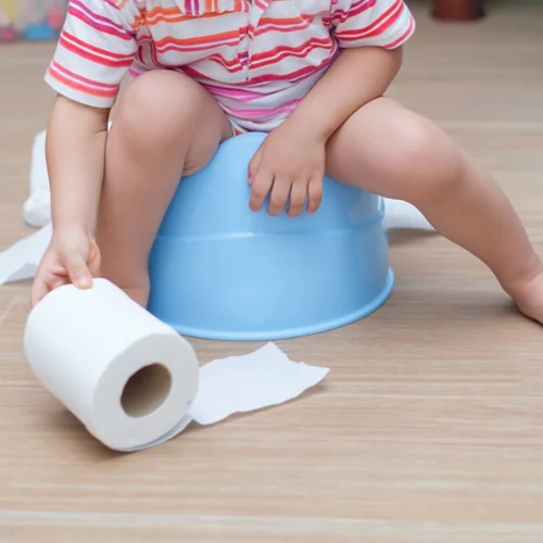 Πότε μιλάμε για δυσκοιλιότητα στα παιδιά και πώς αντιμετωπίζεται;