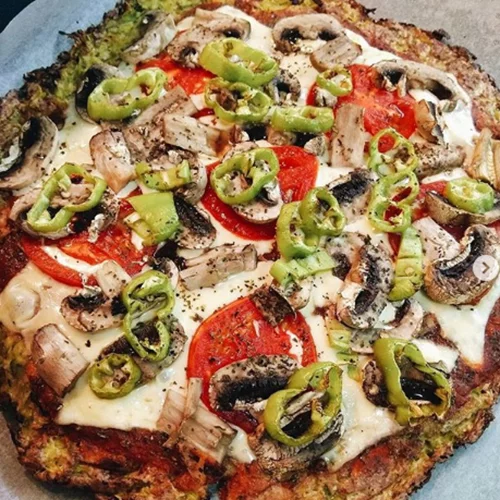 Πίτσα με ζύμη κολοκυθιού από τη διατροφολόγο Αλεξάνδρα Κοντοδήμου