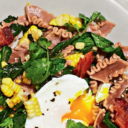 Ζυμαρικά από δίκοκκο σιτάρι με καλαμπόκι, σέσκουλα και αυγό