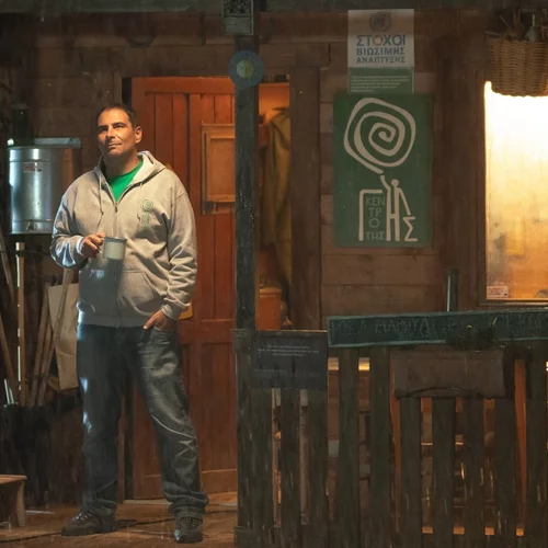 Δύναμη είναι η απόφαση να προσφέρεις στους άλλους