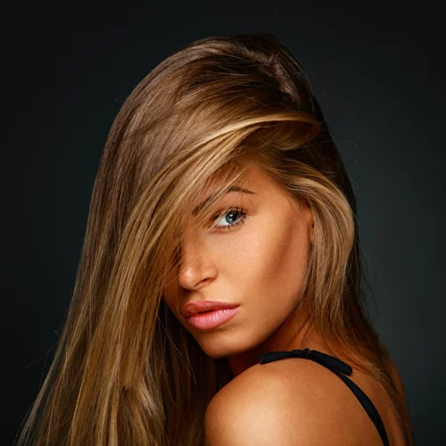 5 μοναδικές αποχρώσεις στα μαλλιά που κυριαρχούν φέτος το καλοκαίρι- Ξανθό, καστανό και ροζ