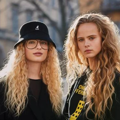 Βρήκαμε τα hair looks που κυριαρχούν σε κάθε Fashion Week