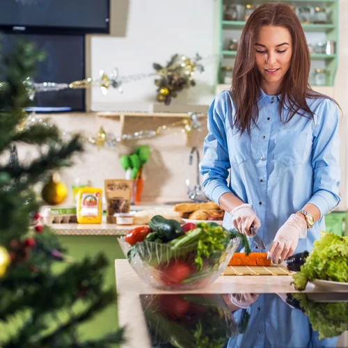 Αποτοξίνωση πριν τα Χριστούγεννα: Ποιες τροφές να βάλεις στο πρόγραμμά σου;