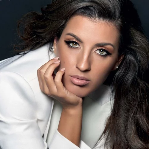 Ευρυδίκη Νικολάου: «Δεν θα εγκατέλειπα τα όνειρά μου για να ακολουθήσω κάποιον μεγάλο έρωτα»