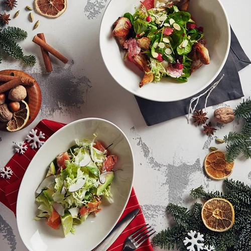 Πρωτότυπες σαλάτες: 10 νόστιμες συνταγές για το τραπέζι των Χριστουγέννων