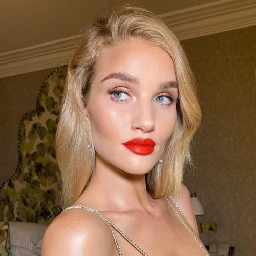 10+1 γιορτινά beauty looks για να διαλέξεις, όποιο και αν είναι το στυλ σου