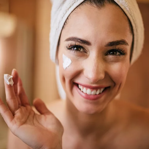 Τα αντιοξειδωτικά συστατικά που πρέπει να έχει η ενυδατική κρέμα σου