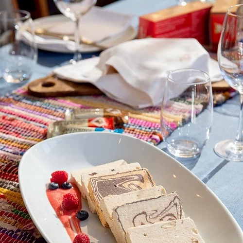 #agapamedeftera: O Μακεδονικός χαλβάς μάς δίνει μία πρώτη γεύση από την πιο όμορφη Δευτέρα του χρόνου