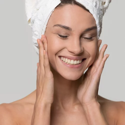 Αποκατάσταση της υγρασίας και λάμψη στην επιδερμίδα με τα 2 νέα boosters από την EVA Belle