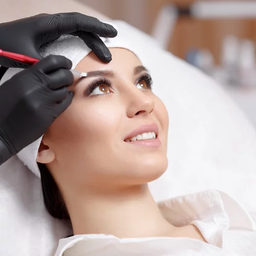 Τατουάζ φρυδιών: Όσα πρέπει να γνωρίζουμε πριν το αποφασίσουμε