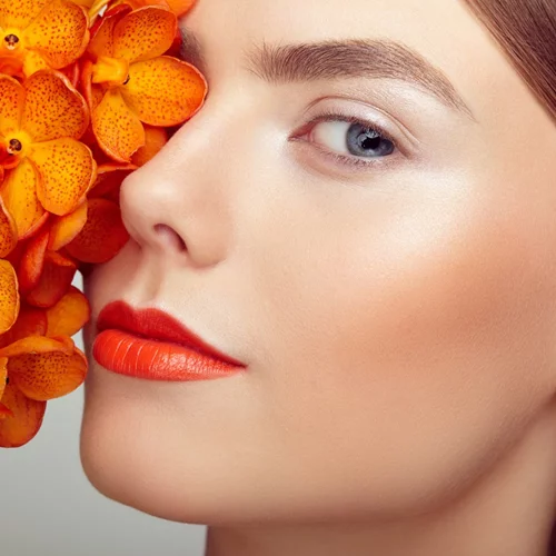 Οδηγός ομορφιάς για την Άνοιξη/Καλοκαίρι 2020: Οι κορυφαίες τάσεις σε μαλλιά, νύχια, μακιγιάζ