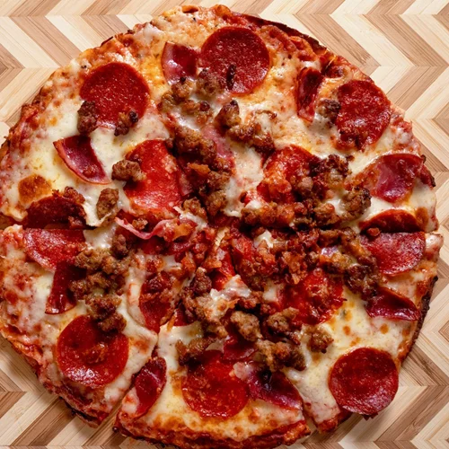 Συνταγή για κετογονική δίαιτα: Keto πίτσα για ένα νόστιμο βραδινό γεύμα