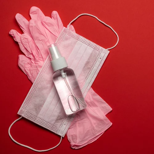 Μας προστατεύουν από τον κορονοϊό ή όχι τα γάντια μιας χρήσης: Ο χειρουργός απαντά