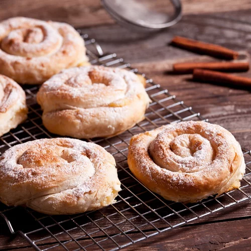 Νηστίσιμη ταχινόπιτα στριφτή | Ένα νόστιμο γλυκό για τη Σαρακοστή