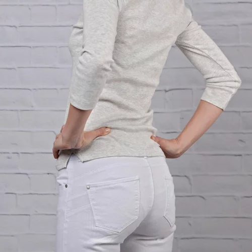 11 πράγματα που μία γυναίκα μετά τα 40 ξεχνάει να αγοράσει για να ανανεώσει τη ντουλάπα της