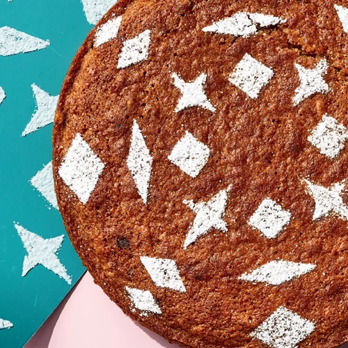 Κέικ με κανέλα και μπαχαρικά: Εορταστική συνταγή που θα κλέψει τις εντυπώσεις