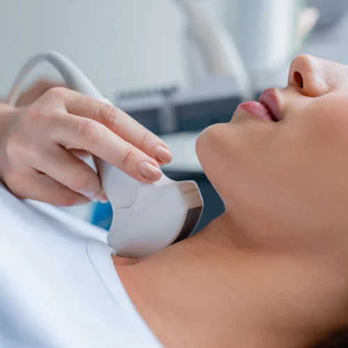 «Επεμβάσεις στο θυρεοειδή. Τι  άλλαξε με την πανδημία;» O ειδικός απαντά