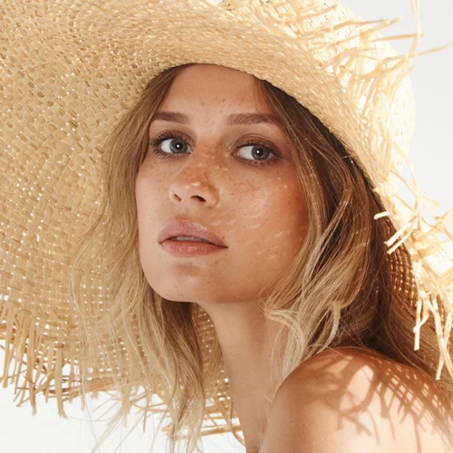 Μακιγιάζ το καλοκαίρι: Τα μυστικά της beauty editor