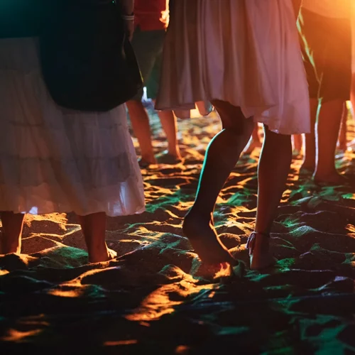 Να περιμένουμε κι άλλα μέτρα για τον κορονοϊό; Τι να προσέχουν οι νέοι; Ο λοιμωξιολόγος Χαράλαμπος Γώγος απαντά