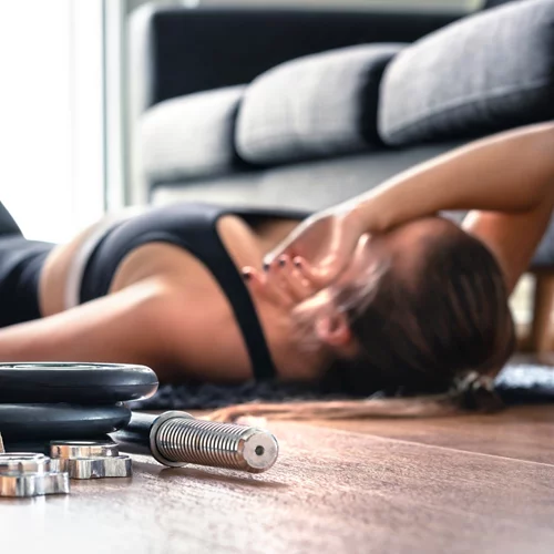 Γιατί παρατάω συνέχεια τη γυμναστική; 6 trainers σου παρουσιάζουν τους πιθανούς λόγους