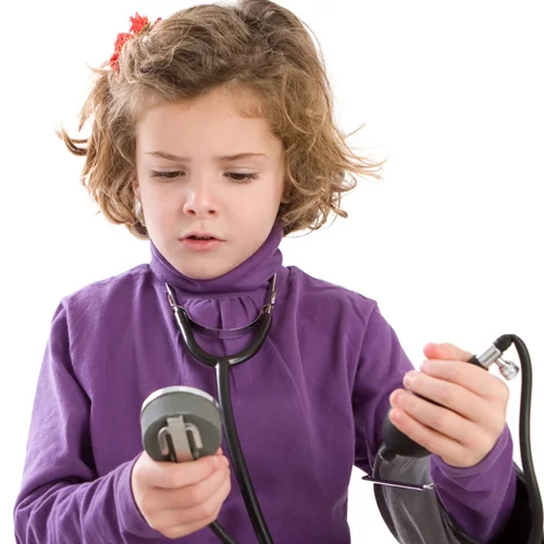 Υπέρταση στα παιδιά και τους εφήβους: 7 ερωτήσεις και απαντήσεις που πρέπει να γνωρίζουμε όλοι οι γονείς