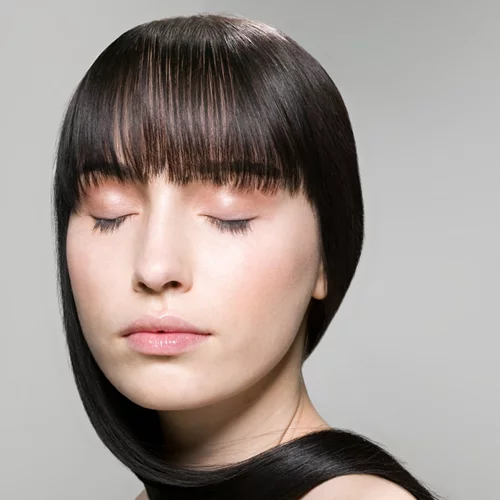 Αυτή θα είναι η μεγαλύτερη τάση στα μαλλιά για το 2021 σύμφωνα με τον οίκο Prada