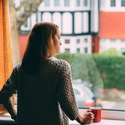 Πώς να αφήσεις πίσω ένα παρελθόν που σε πονάει;