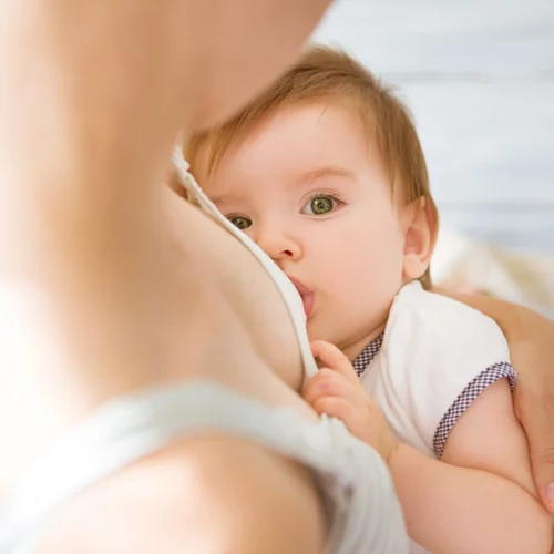 Θηλασμός και αντιβιοτικά: Απαντήσεις σε βασικά ερωτήματα