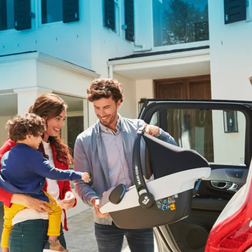 Προς γονείς: 5+1 tips για να διαλέξετε το ιδανικό παιδικό κάθισμα αυτοκινήτου από τη Maxi-Cosi