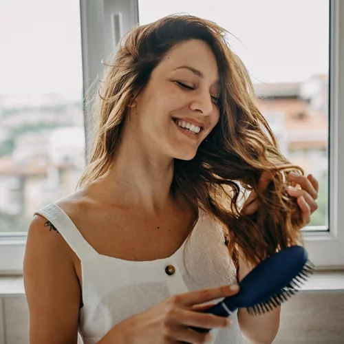 Αντιοξειδωτικά συστατικά: Γιατί είναι ο απόλυτος σύμμαχος για την υγεία των μαλλιών;