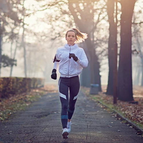 Γυμναστική τον χειμώνα: Συμβουλές για να γυμναστείς σε εξωτερικό χώρο με σωστό τρόπο