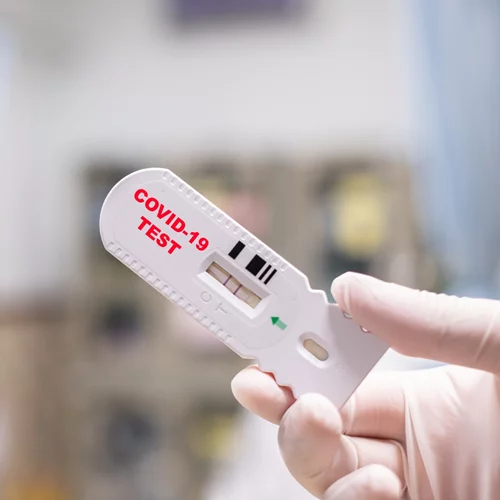 Ένα αρνητικό rapid test είναι πραγματικά αρνητικό; Όσα χρειάζεται να γνωρίζουμε