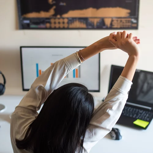 Τηλεργασία: Πώς θα φτιάξεις τον σωστό χώρο εργασίας για άνεση και σωστή στάση σώματος;