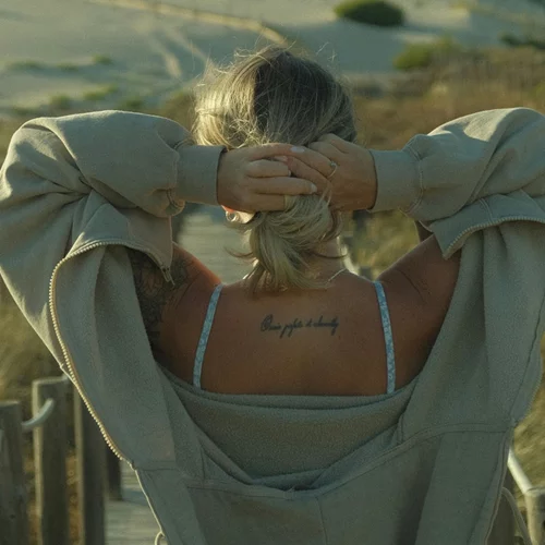 Τι λέει η ψυχολογία για όσους ταξιδεύουν μόνοι