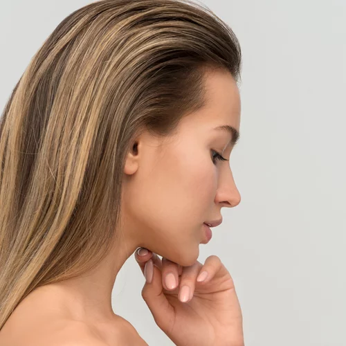 5 πράγματα που οι δερματολόγοι δε θα βάλουν ποτέ στο πρόσωπό τους