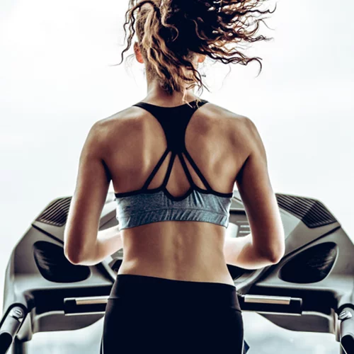 Το πρόγραμμα στο διάδρομο για αδυνάτισμα και κάψιμο λίπους