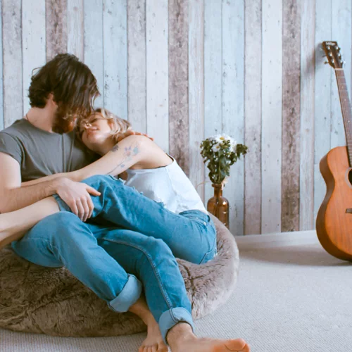 5 τρόποι για να γίνεις λιγότερο κτητική