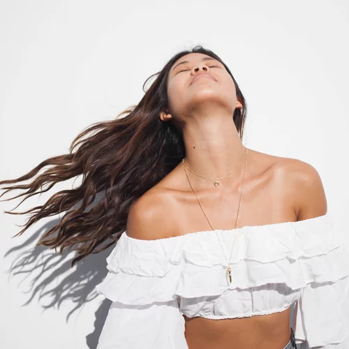 Βιταμίνες για μαλλιά: Το top 3 για υγιή και λαμπερά μαλλιά