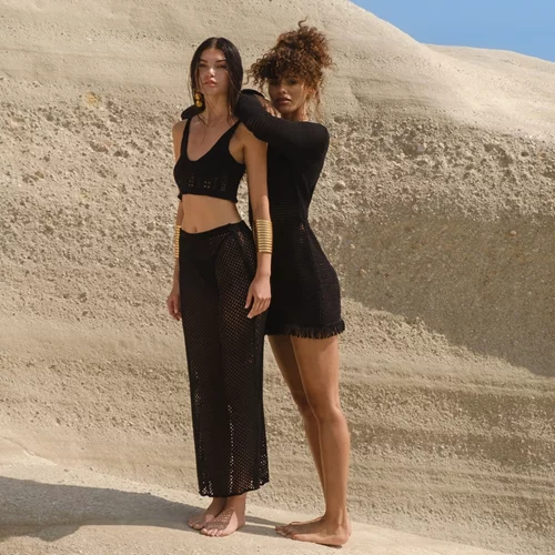 "Sunkissed" by Pink Woman: Η νέα καλοκαιρινή καμπάνια παίρνει έμπνευση από τον ήλιο