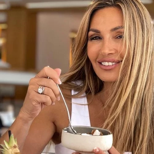 Η "μυστική συνταγή" της Ελένης Πετρουλάκη για άμεση απώλεια βάρους και λίπους