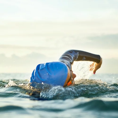 Θαλάσσια σπορ: Τι μπορείς να κάνεις στη θάλασσα και πόσες θερμίδες θα κάψεις