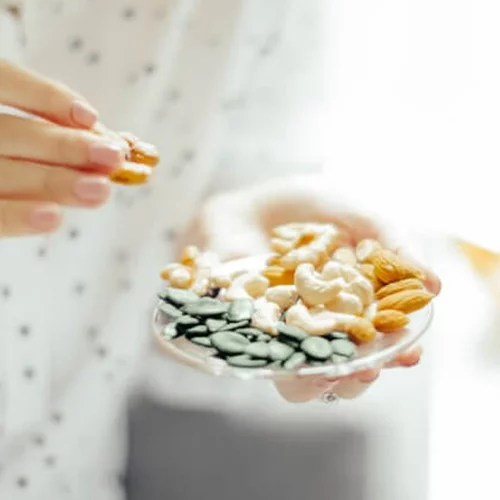 Τρία σνακ για να μειώσεις το λίπος στην κοιλιά